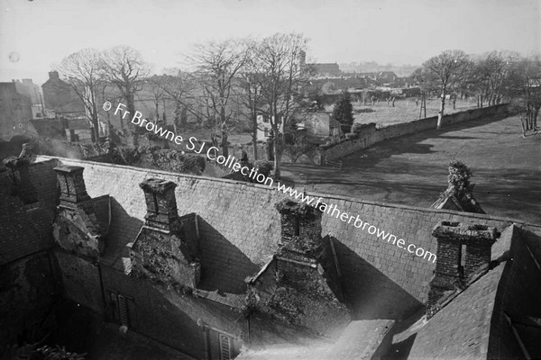 CARRICK CASTLE  ELIZABETHAN ROOF FROM NORMAN TOWER